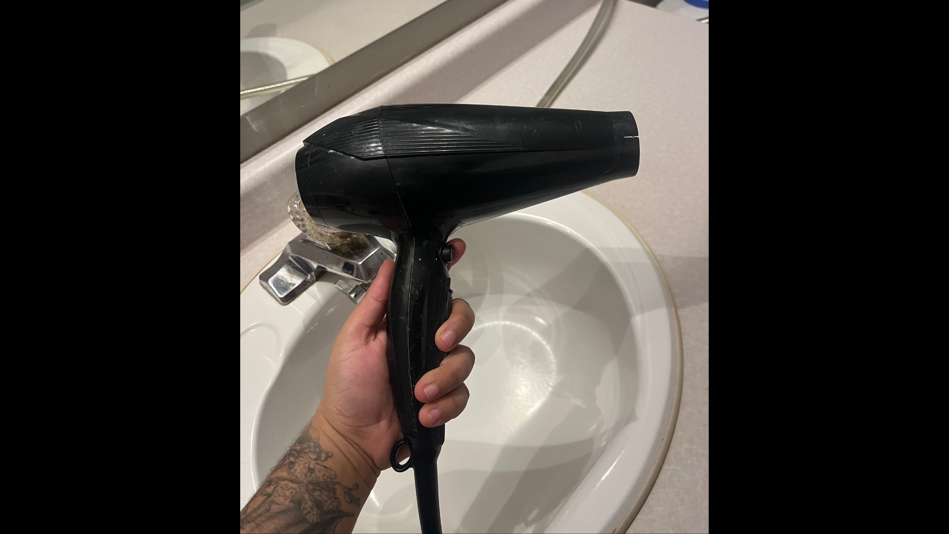 This is my hair dryer. I wanted to use the freeze button specifically for the circuit and interactivity