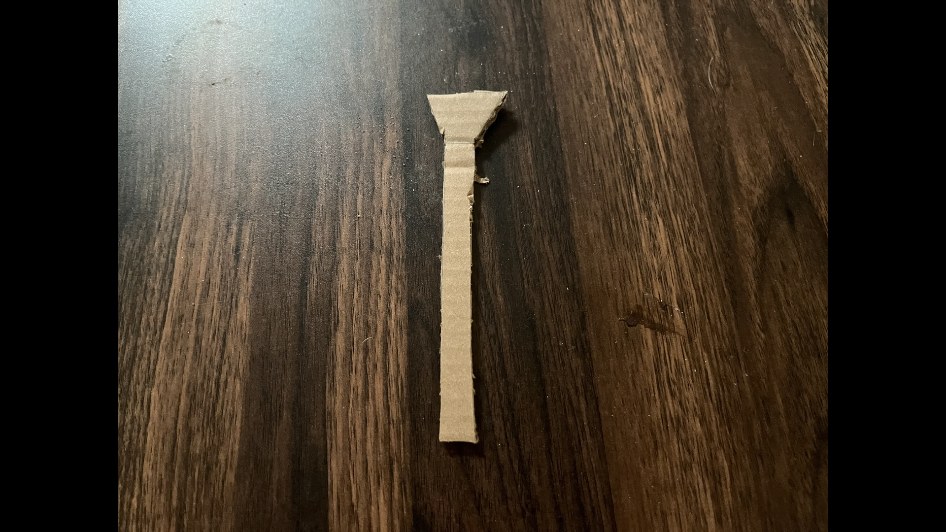 This is a guerrilla prototype of a brush that I made using cardboard. I wanted this to act as an experiment before using a real brush.